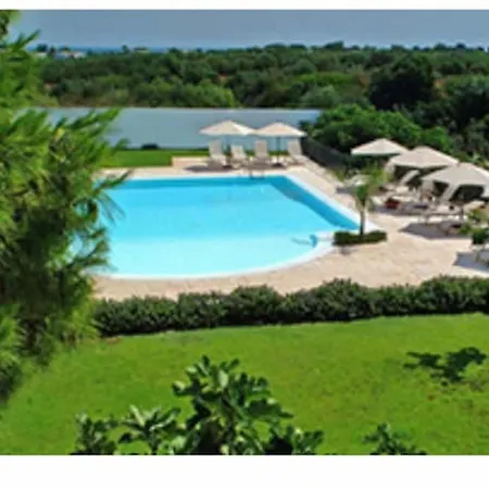 Guest house In Bb - Spacious Triple In Ancient Masseria Near The Sea In A Quiet Olive Trees Ostuni